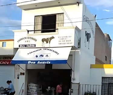 Fachada de Veterinaria Don Andres en Pabellón de Arteaga, Ags.