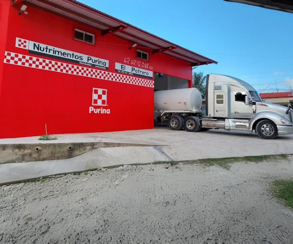 Nutrimentos Purina El Potrero en Palenque, Chiapas