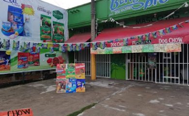 Tienda de alimentos para animales Croquetas Pet Store Panzacola Alimentos para perros y gatos