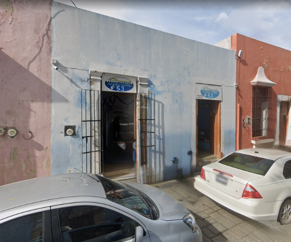 Tienda de animales Acuafauna en San Francisco de Campeche, Campeche, México.
