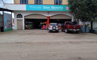Tienda de productos para mascotas Mercado San Benito
