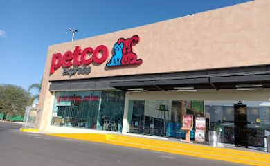 Tienda de productos para mascotas Petco Express Pueblo Nuevo