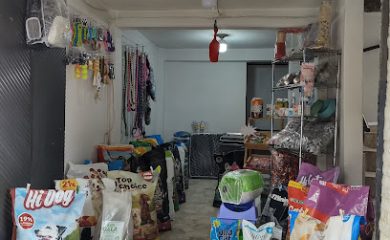 Tienda de productos para mascotas Stinky Store