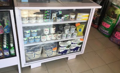 Tienda de productos para mascotas Tienda de mascotas y consultorio veterinario “Queen”
