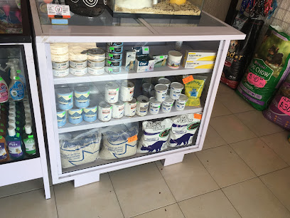 Tienda de productos para mascotas Tienda de mascotas y consultorio veterinario “Queen”