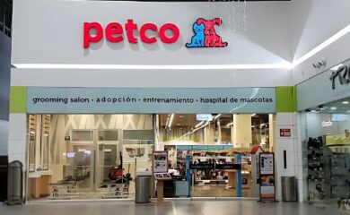Tienda de productos y accesorios para mascotas Petco Esmeralda