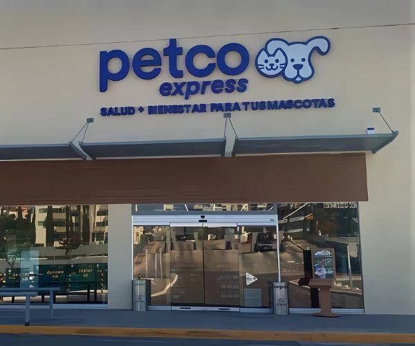Petco Plaza San Luis Potosí Express Foto 1