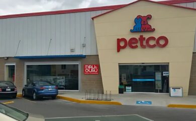 Tienda de productos y servicios para mascotas Petco Puebla