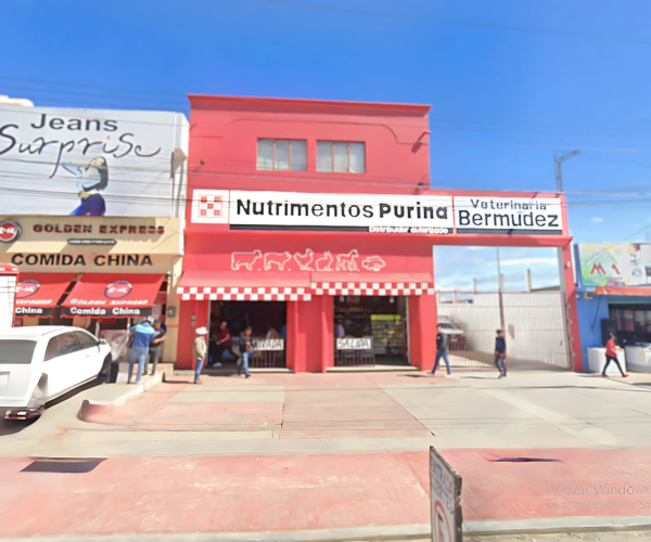 Exterior de Veterinaria Bermúdez en Comitán, Chis.